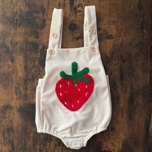 Source Unknown Cream Bodysuit with Red Strawberry